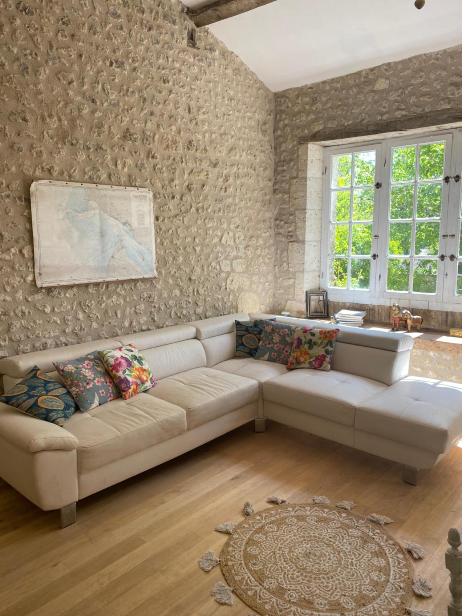 As Seen On A New Life In The Sun - Beautiful 3 Bedroom Cottage With Shared Pool Montboyer Buitenkant foto